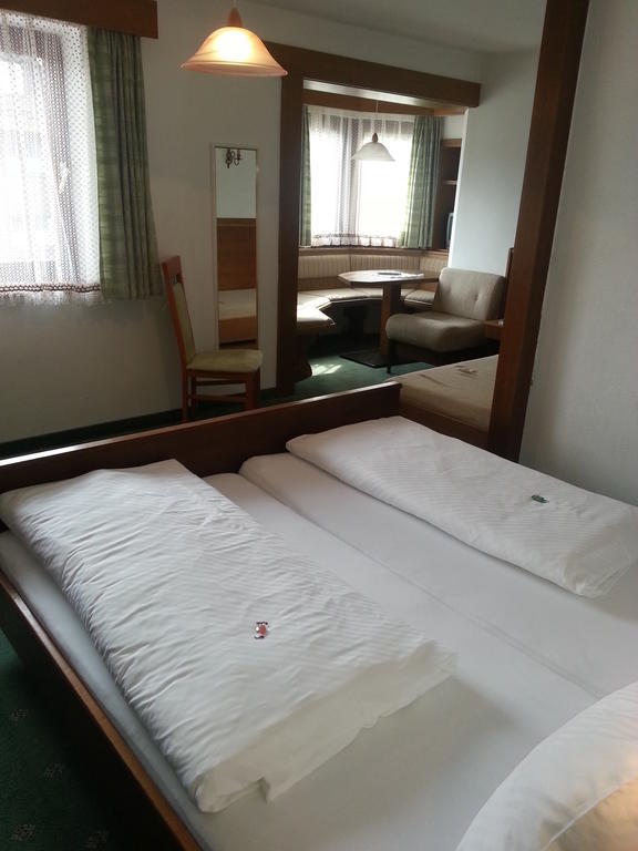 Hotel Garni Dietrich Seefeld in Tirol Ngoại thất bức ảnh